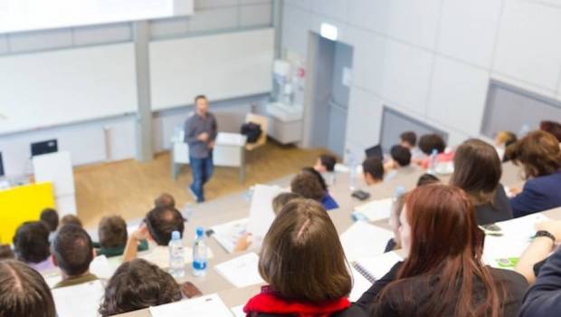 la formation continue un axe strategique pour luniversite de nimes