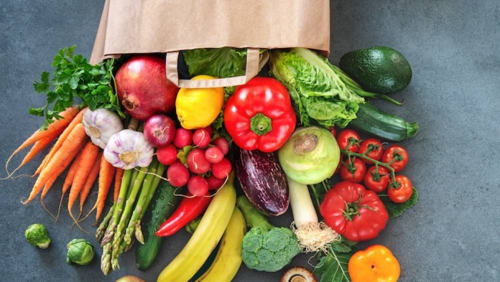 caustier met les fruits et legumes en trois dimensions