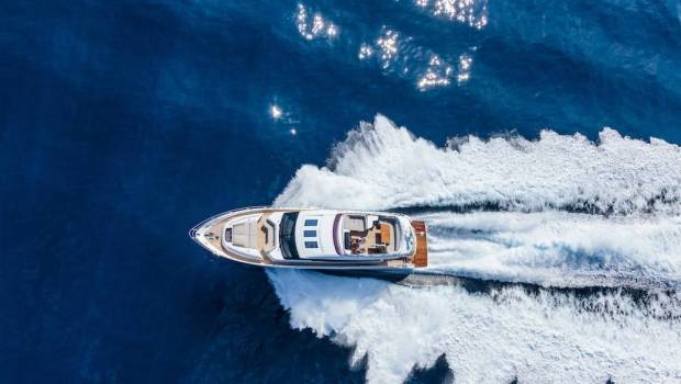 nautisme beneteau se lance dans la location