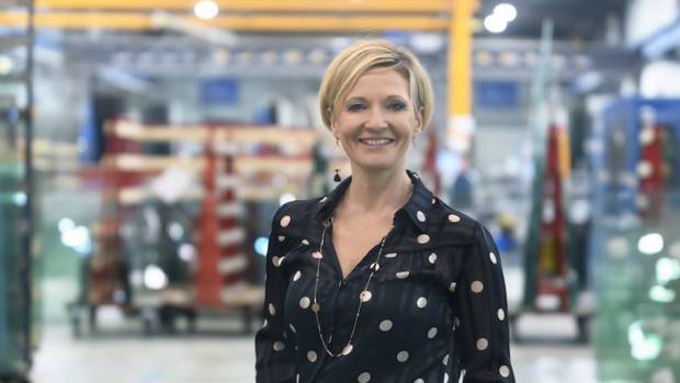 riou glass verrier normand connait pas crise