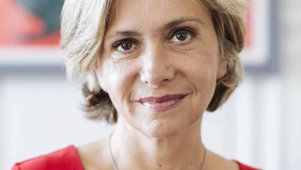 valerie pecresse coranavirus on va se serrer les coudes