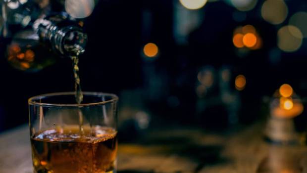 calvados le chateau du breuil passe au whisky