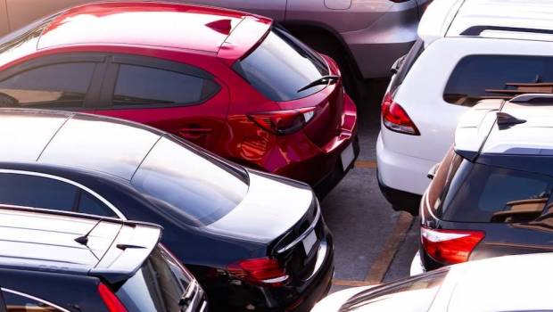 un an apres le 1er confinement le marche de la location de voiture resiste mieux en france quen allemagne