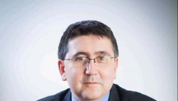 chocolat cemoi devient belge lafarge suisse et essilor italien