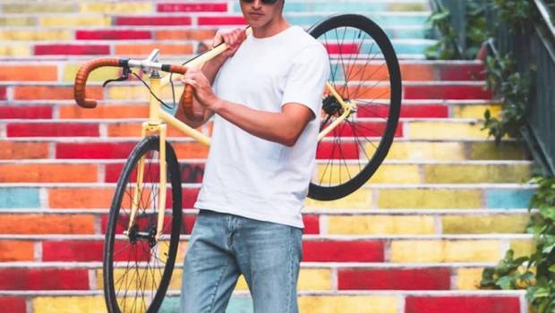 bolle lance volt un verre revolutionnaire