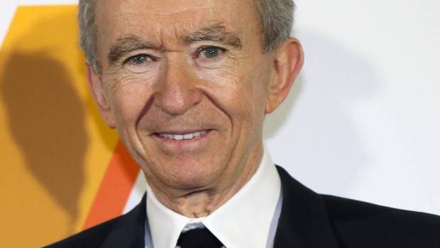 bitcoin pourquoi bernard arnault met un pied dans les cryptomonnaies