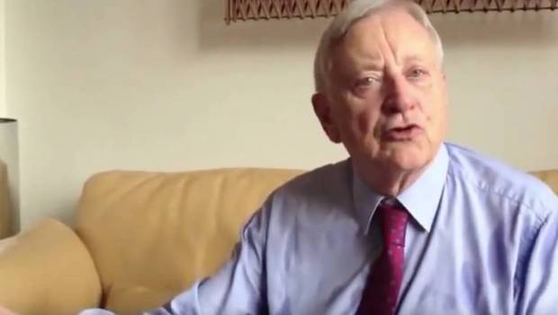 hommage a gerard thery lun des createurs du minitel