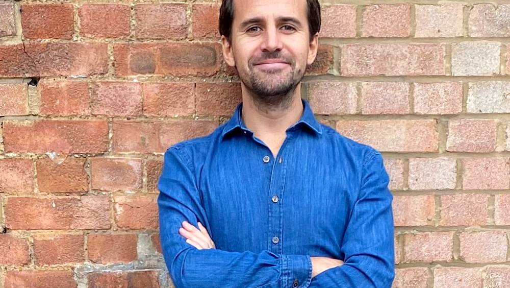 arthur acker superbrosse une brosse a dents represente jusqua 10 kg de dechets par personne et par an