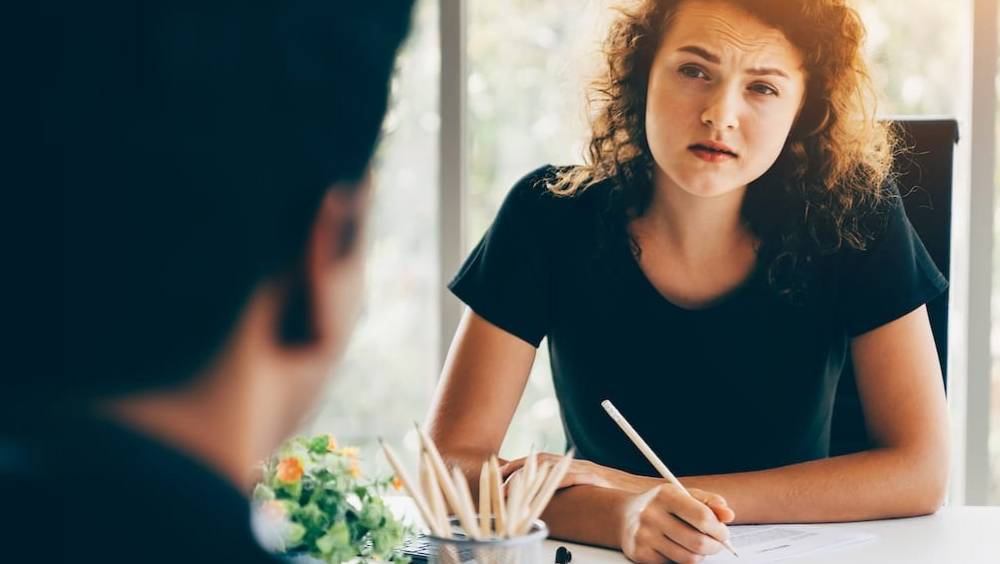 quelles sont les obligations en matiere dentretien professionnel dans les relations employeur salarie