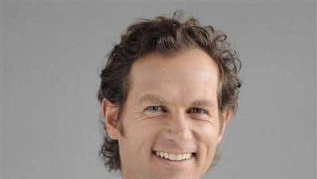 edgar grospiron conferencier en entreprise et roi de la motivation