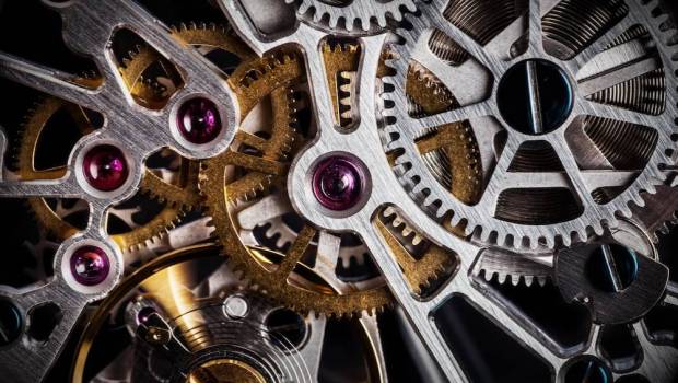 lhorloger peguignet veut innover grace au fonds dinvestissement enowe