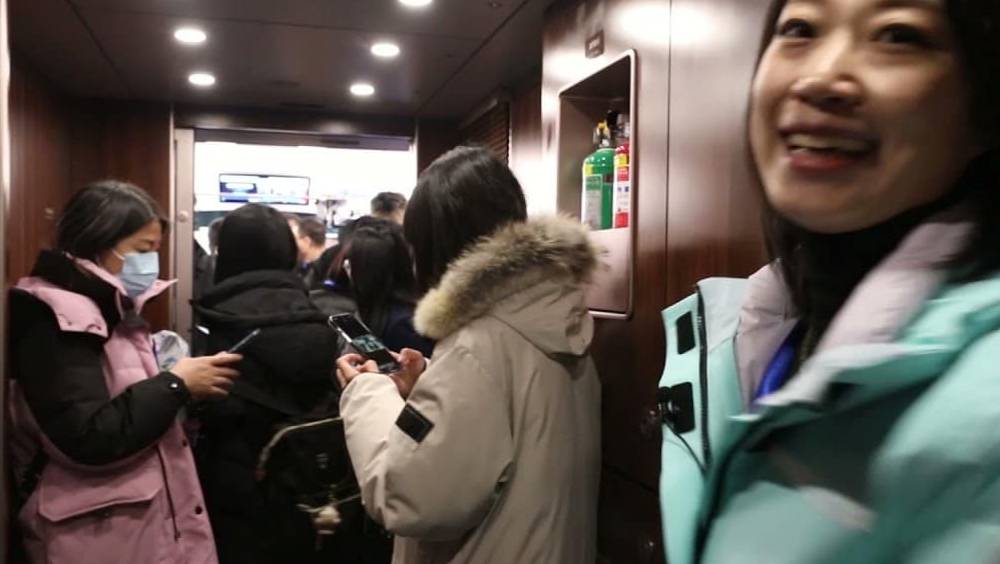 chine cmg lance le premier studio de 5g sur un tgv destine a couvrir les jo dhiver de pekin