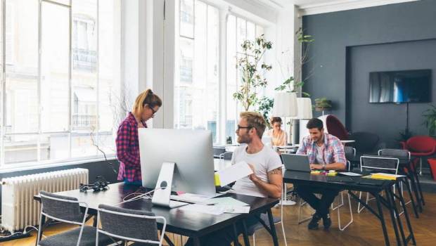 une pme sur deux va augmenter les salaires en 2022