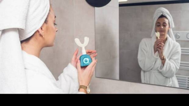 fasteesh veut developper sa brosse a dents y brush