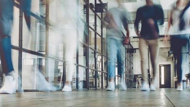 comment mettre en place un systeme de travail hybride dans les entreprises