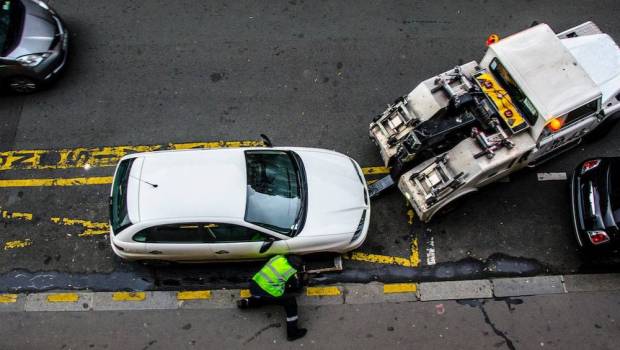 le scandale des fourrieres lenquete qui fait trembler la police parisienne