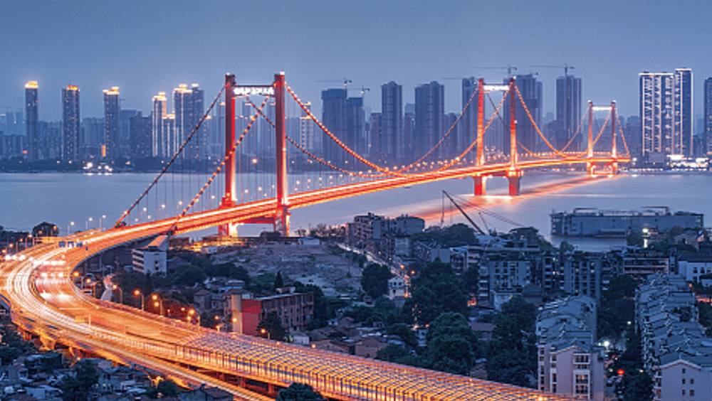 les regions du centre et de louest de la chine attirent davantage dinvestissements etrangers