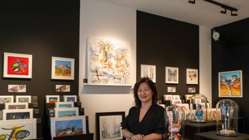 entreprendre dans le monde de lart la franchise carre dartistes