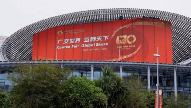 chine la foire de canton ouvre ses portes avec un nombre record dexposants