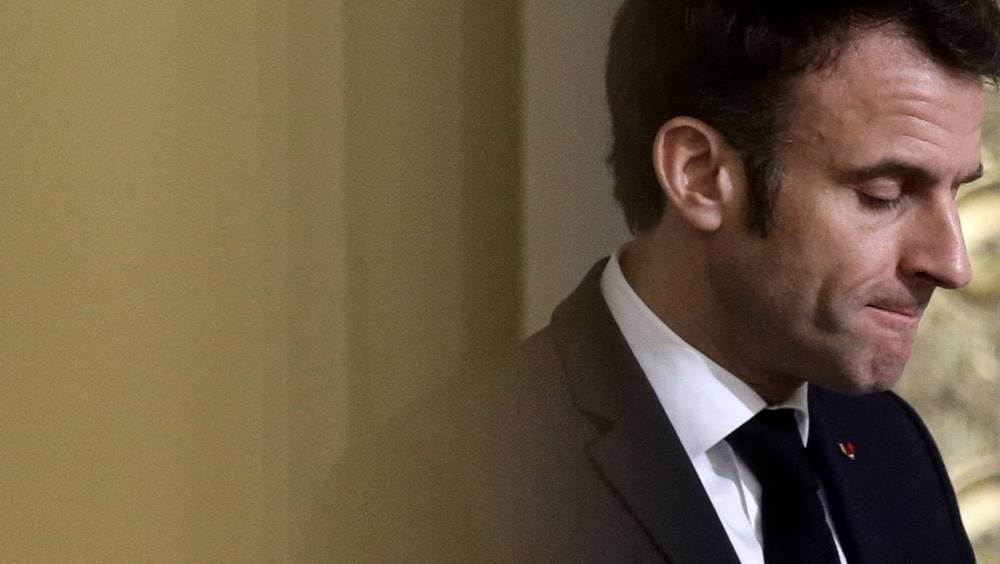un monde qui bouge une france dans lincertitude et le doute