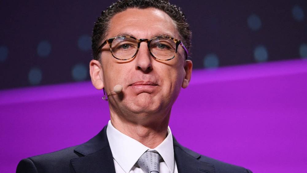 comment maxime saada veut relancer daily motion