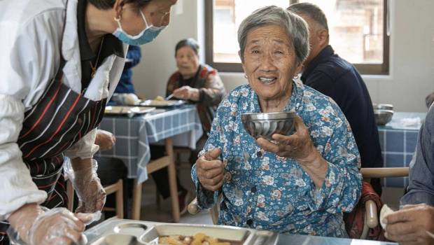 les cantines pour personnes agees un gout de bonheur