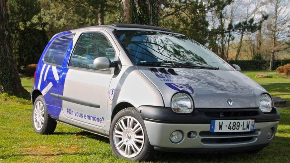 une voiture electrique a 100 e mois des 2024