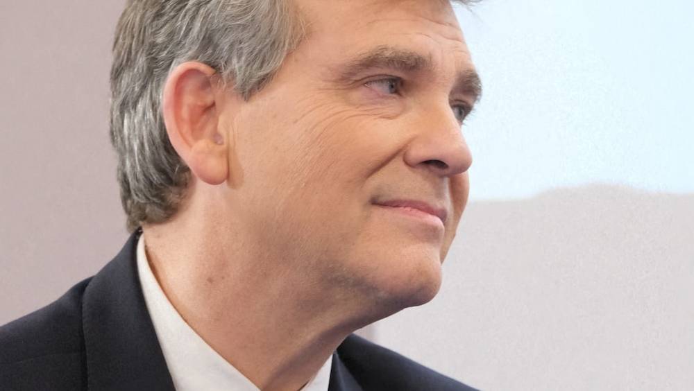arnaud montebourg mousquetaire du souverainisme industriel