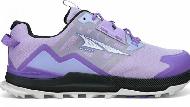 test trail feminin altra cree levenement avec sa lone peak low all wthr 2