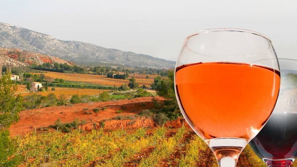 les coteaux daix en provence au centre du monde