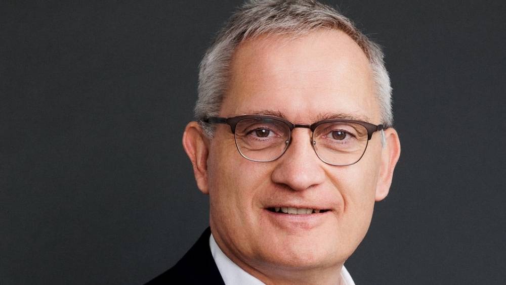 que pensent la finance et la mode de lia opportunites ou menaces