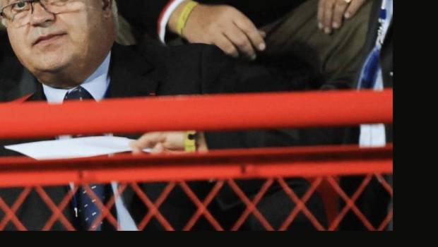 sochaux sedan les atermoiements de la fff vont ils condamner deux clubs historiques du football francais