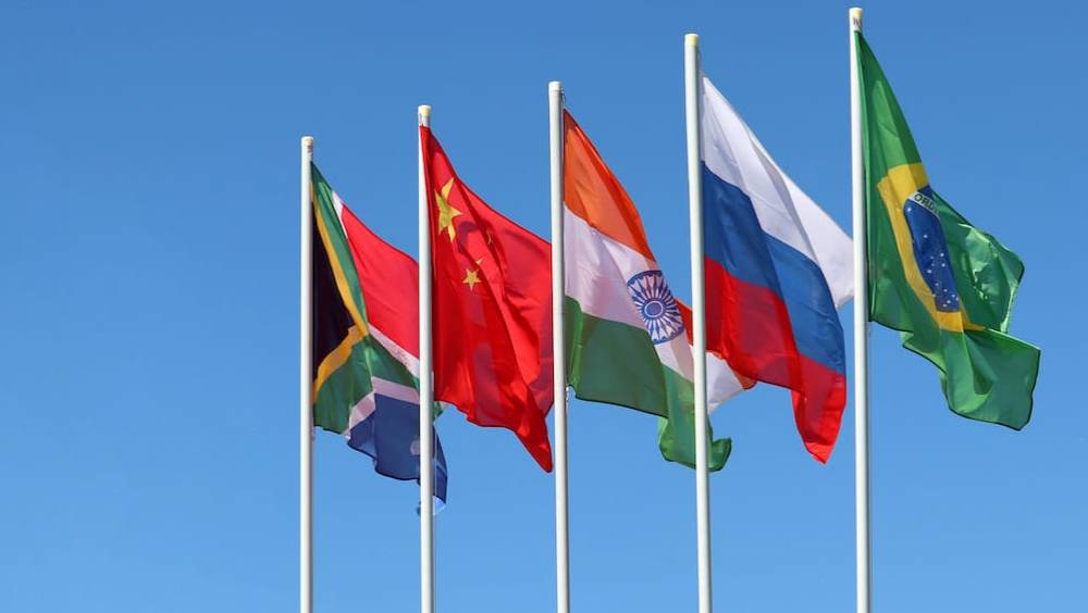 pourquoi de plus en plus de pays veulent ils adherer aux brics
