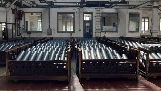 une usine darmement dans les pyrenees