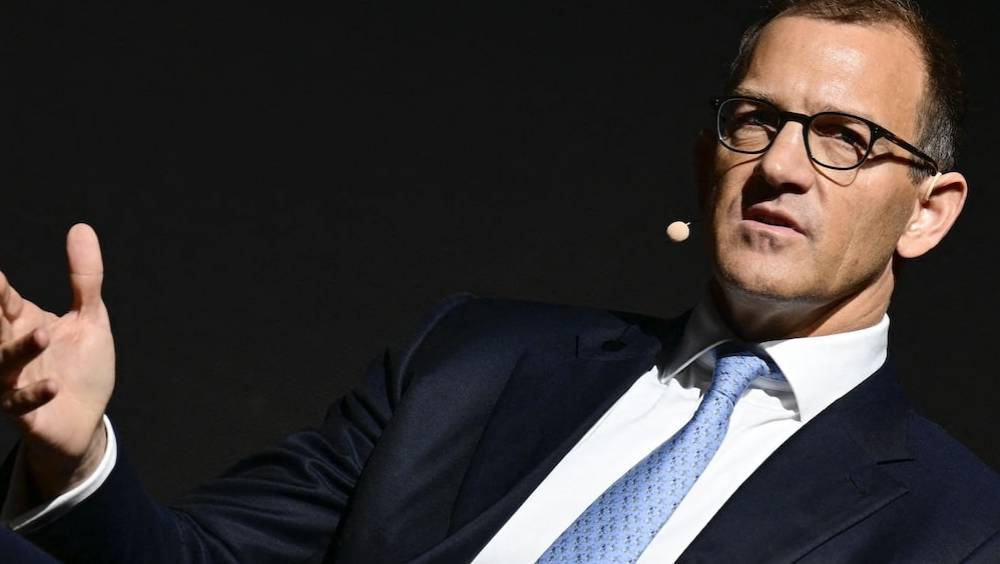 daniel kretinsky va t il profiter du depecage annonce datos