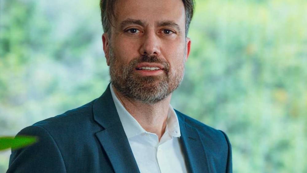 complements alimentaires ea pharma rachete w group et simplante aux etats unis