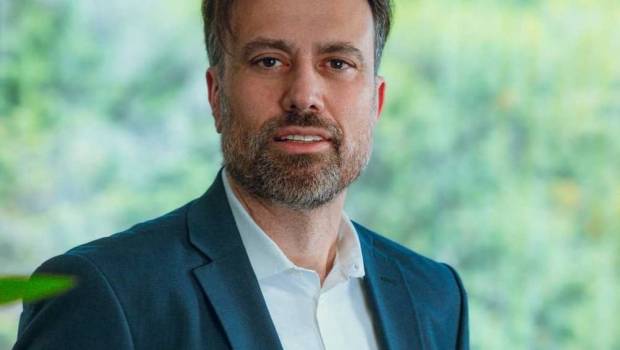 complements alimentaires ea pharma rachete w group et simplante aux etats unis