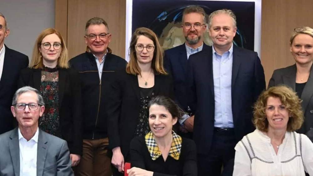 le roi de la volaille francaise devient leader en pologne