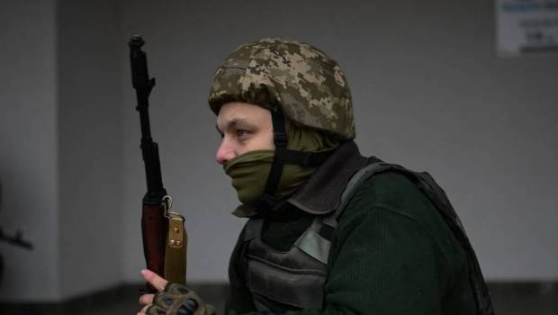 cette entreprise de saint etienne qui livre des armes a larmee ukrainienne