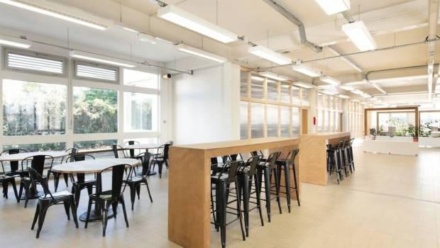 montpellier le tri postal un espace de coworking a lorigine atypique