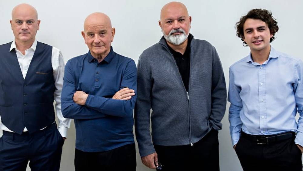 automobile leman industrie bascule vers lelectrique