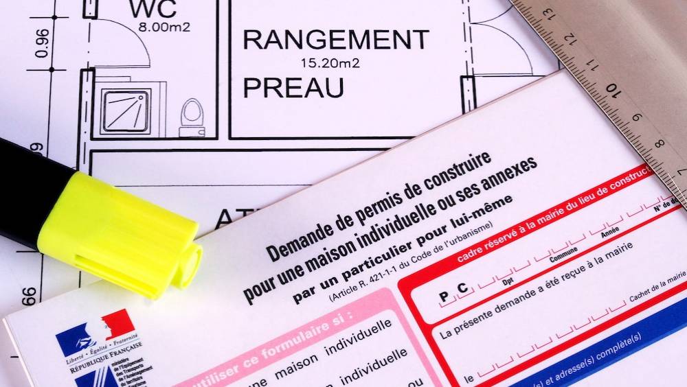 la condamnation pour recours abusif contre un permis de construire effet concret ou illusion legislative