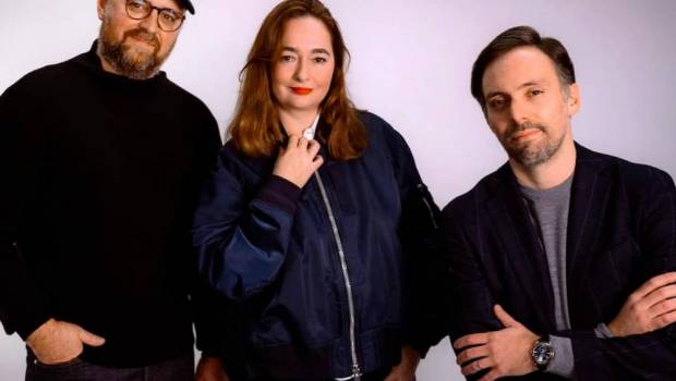 medias le proprietaire du gorafi soffre konbini