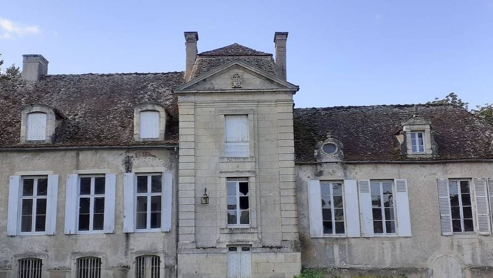 la croisade pour sauver le chateau danneot dans lyonne