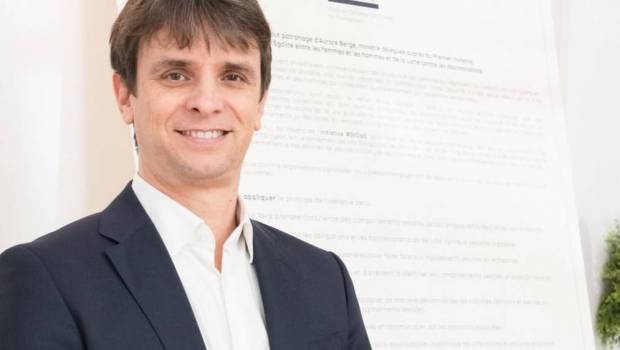 pourquoi renault a choisi lacroix pour ses bornes electriques