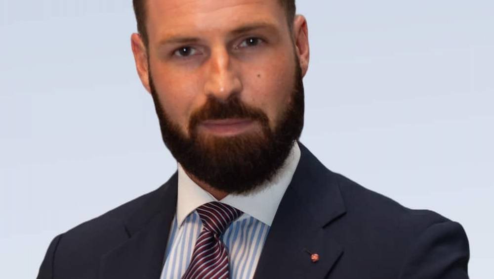 romain gerardin fresse la nouvelle vie moyen orientale du magnat mondial de la strategie