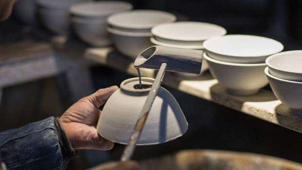 lindustrie de la ceramique de jingdezhen se tourne vers linternational