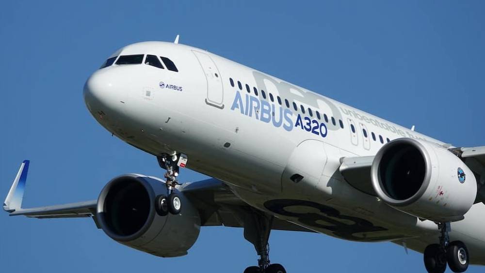 airbus livre son 700e appareil de la famille a320 assemble en chine
