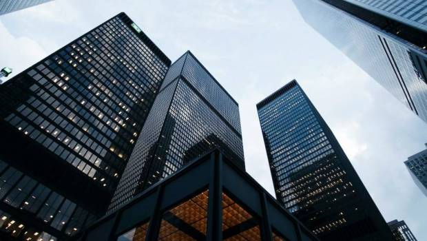 le monde impitoyable des multinationales dans une corporate jungle a la francaise