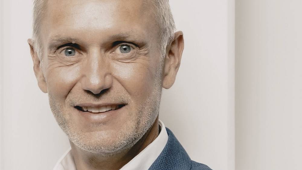 nous avons redirige 700 millions deuros vers les territoires